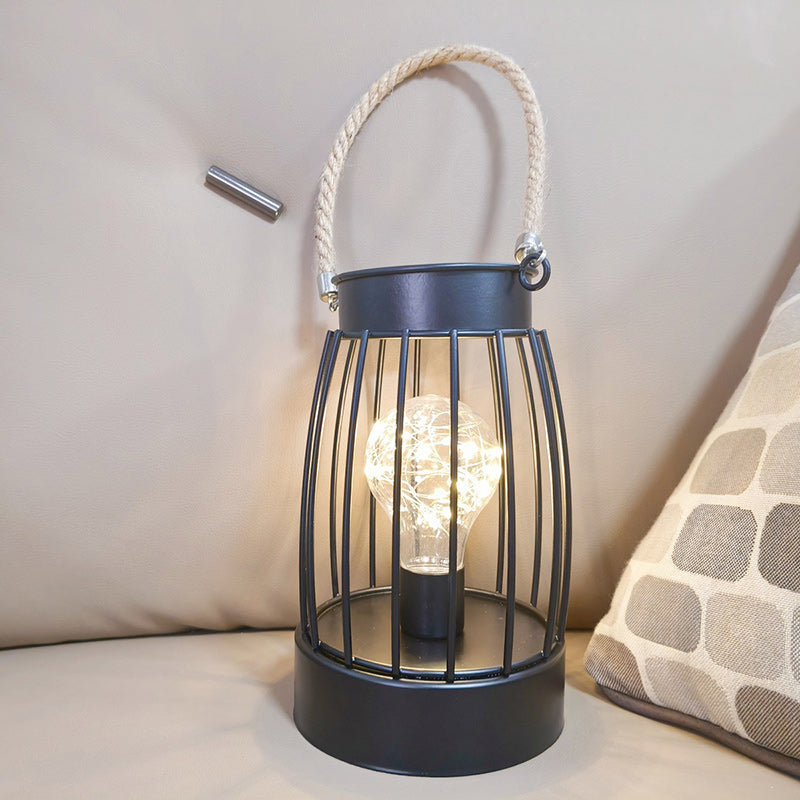 Minimalist Geometric Iron Table Lamp