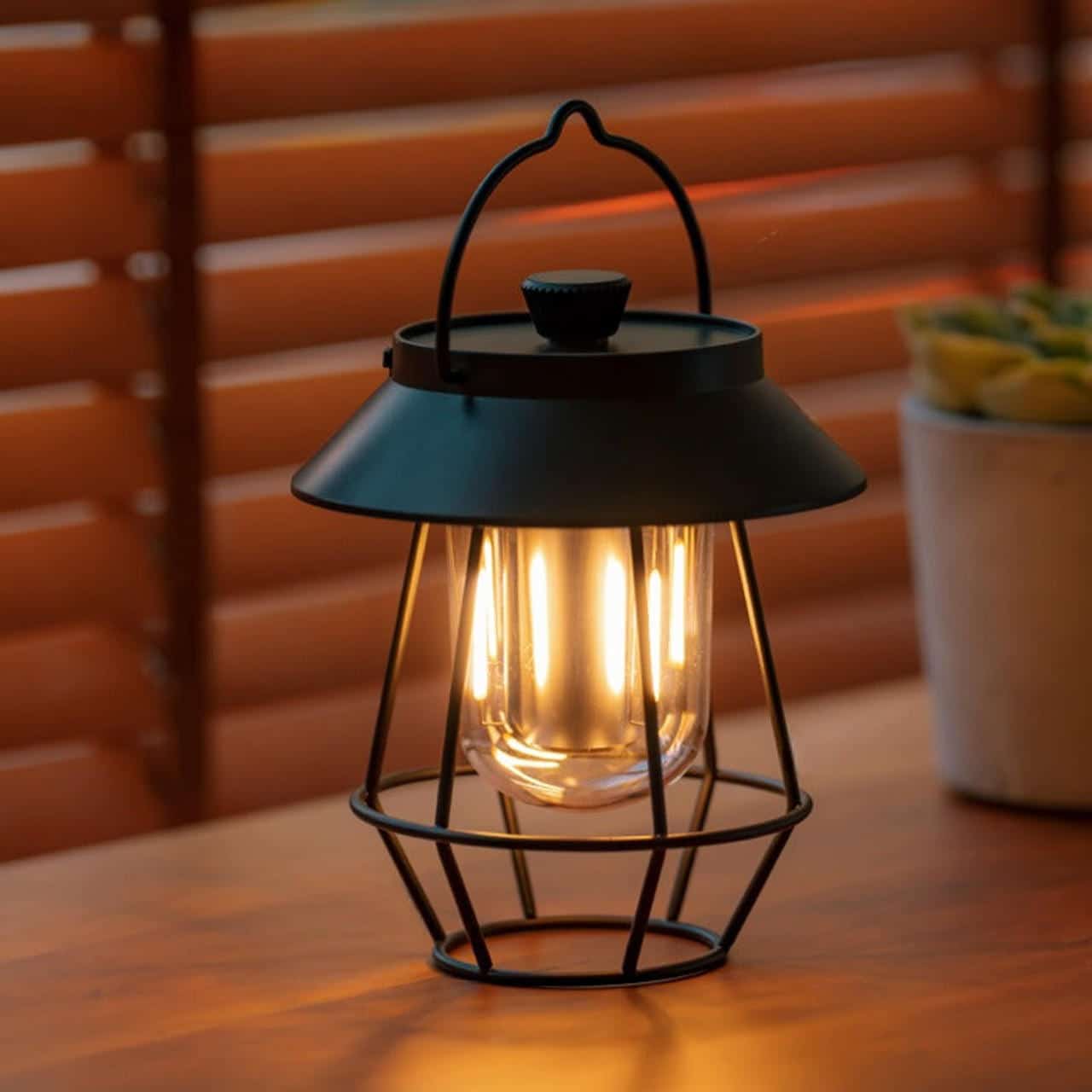 Wireless Outdoor Table Lamp USB Rechargeable with Adjustable Light Modes