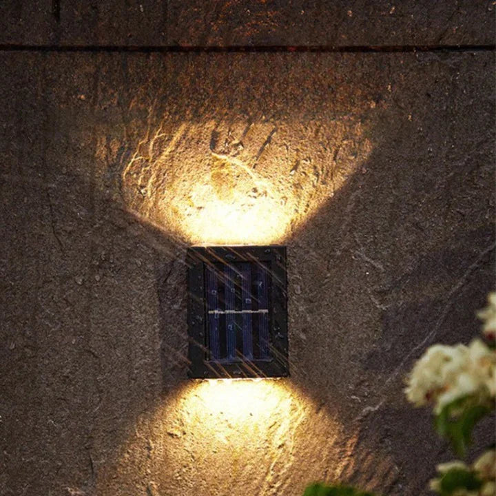 Solar Powered LED Wireless Outdoor Wall Lights With Automatic On/Off