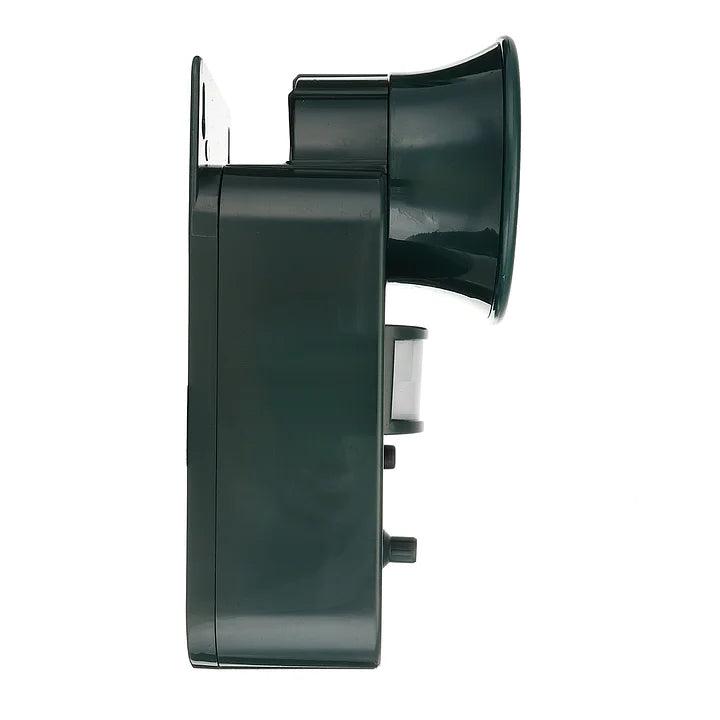 Ultrasonic Outdoor Animal Repeller Cordless Pest Control 5000 Sqft 9V