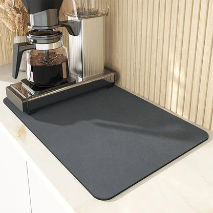 Absorbent Non-Slip Dish Drying Mat for Kitchen Countertops (30x40cm)