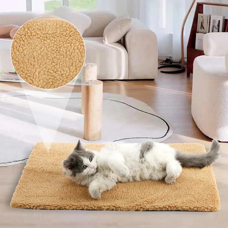 Self-Heating Cat and Dog Warming Pad Non-Electric Washable Pet Mat