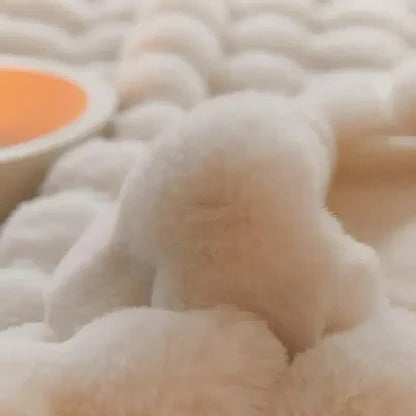 All-Season Plush Blanket Lightweight Cozy Year-Round Warmth