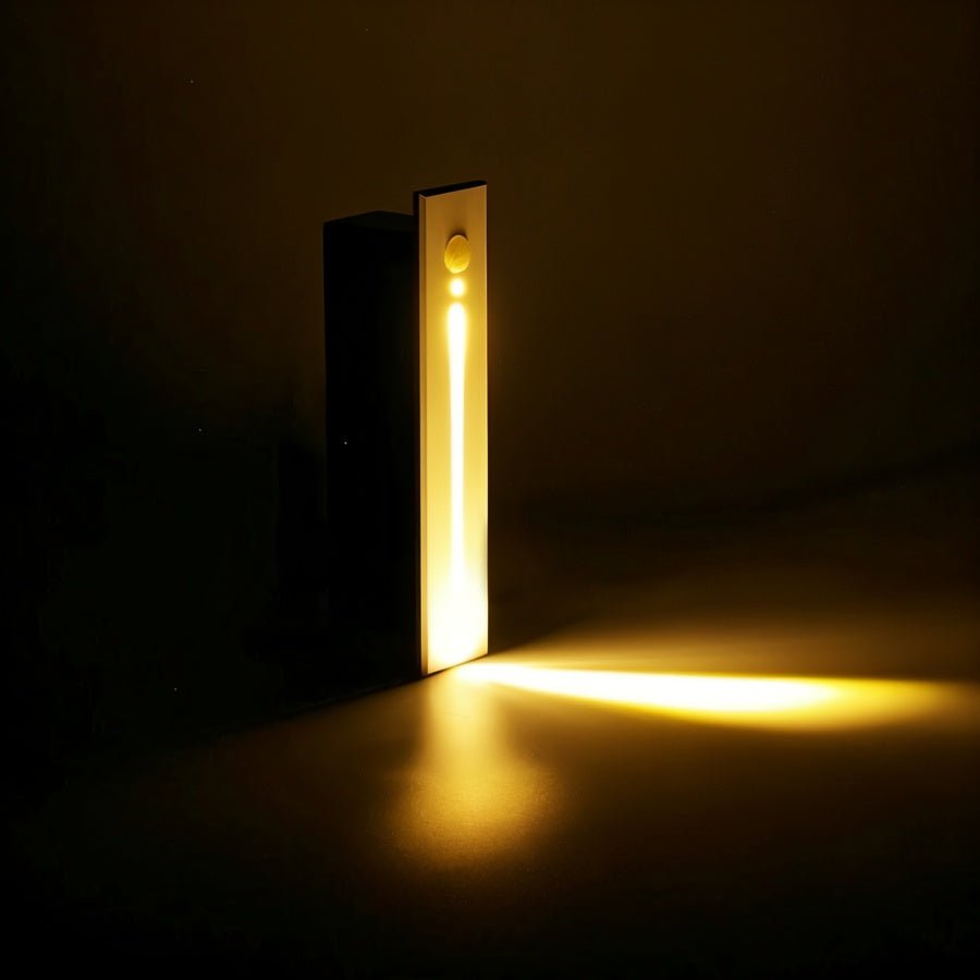 Recessed LED Wall Light With Matte Metal Finish