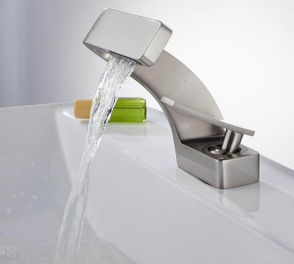 Modern Sleek Chrome Faucet With Waterfall Outlet