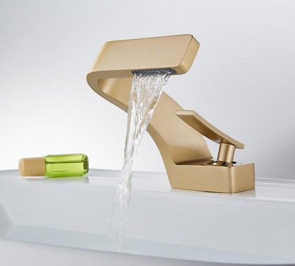 Modern Sleek Chrome Faucet With Waterfall Outlet